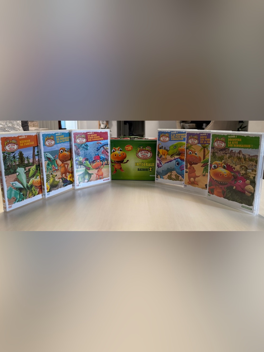 Dinosaur Train (Le Dino Train) - Complete Season 2 French Import 6-DVD Box Set